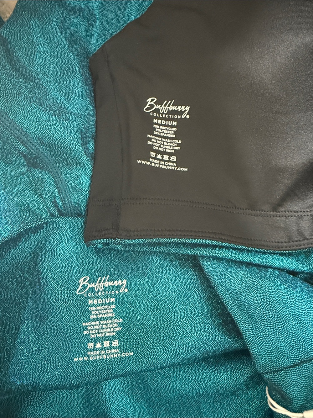 Buffbunny mermaid Collection Teal Metallic women’s ' Leggings and matching bra - Picture 6 of 6